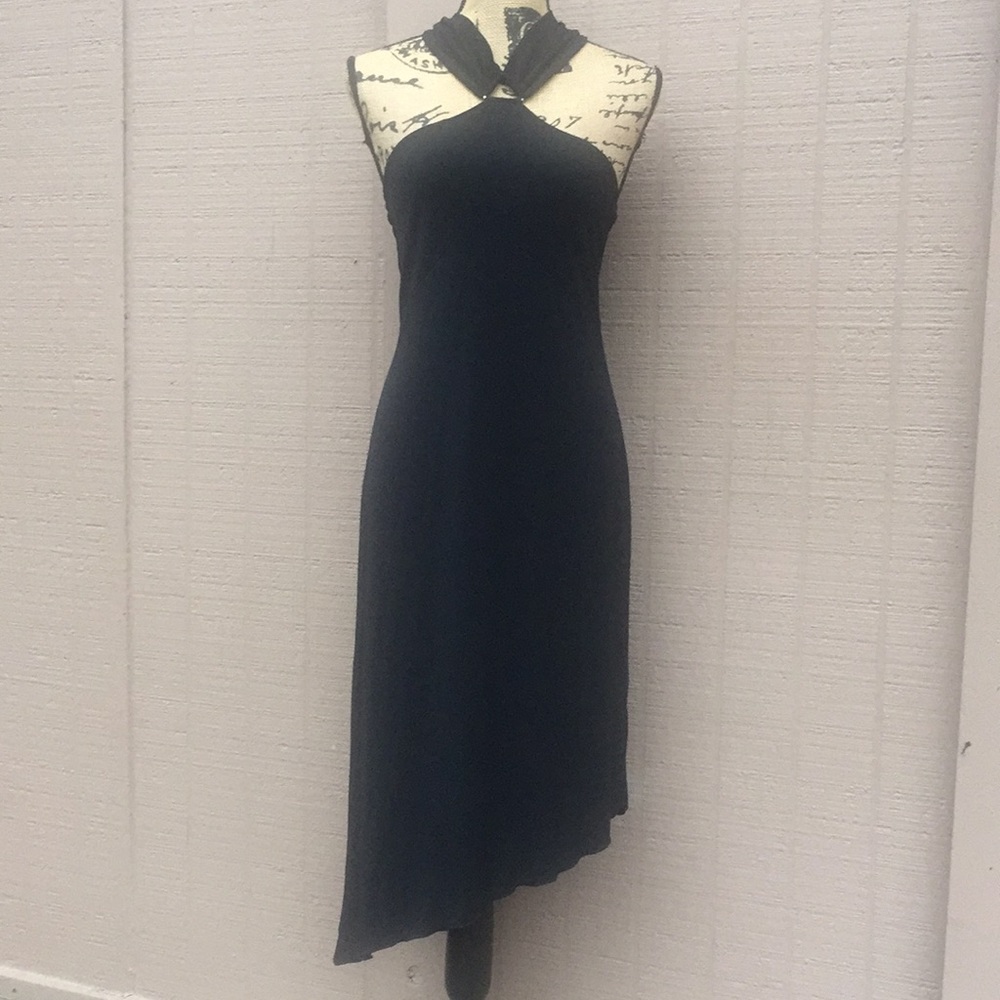 NWT Sz M Que Asymmetrical Black Halter Dress